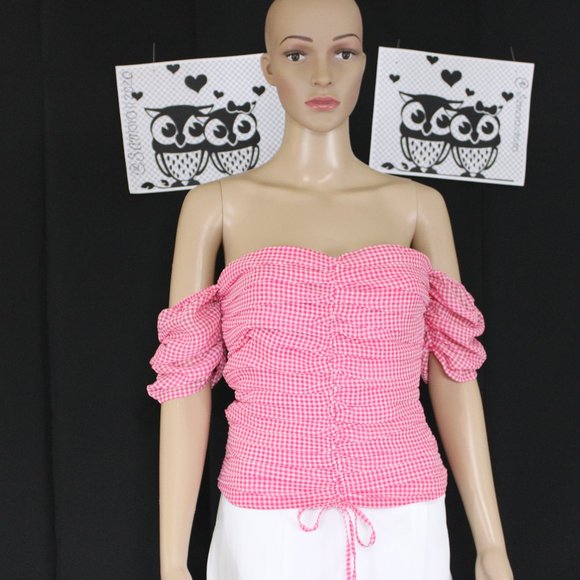 Top with Drawstring Ruching - Picture 2 of 7